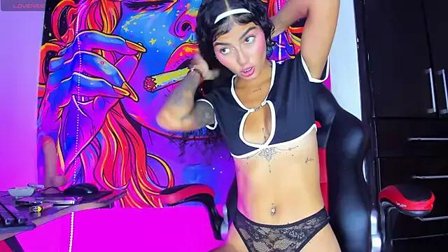 Check out our webcam shows gallery and message on a personal level with our sweet squirt cams hosts, showing off their natural physiques and sex toys.