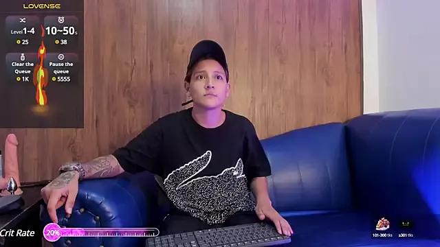 Brianna_Hard from StripChat is Freechat
