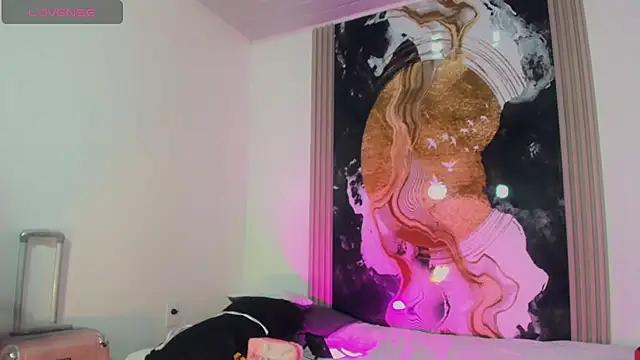 Check out our webcam shows gallery and message on a personal level with our sweet squirt cams hosts, showing off their natural physiques and sex toys.