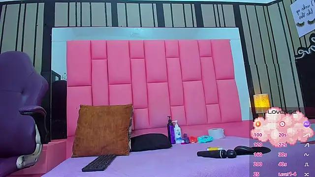 Check out our webcam shows gallery and message on a personal level with our sweet squirt cams hosts, showing off their natural physiques and sex toys.