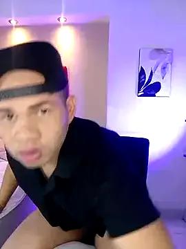 Bruno_Adams from StripChat is Freechat
