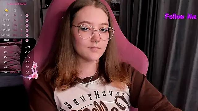 bunny_bubble from StripChat is Freechat
