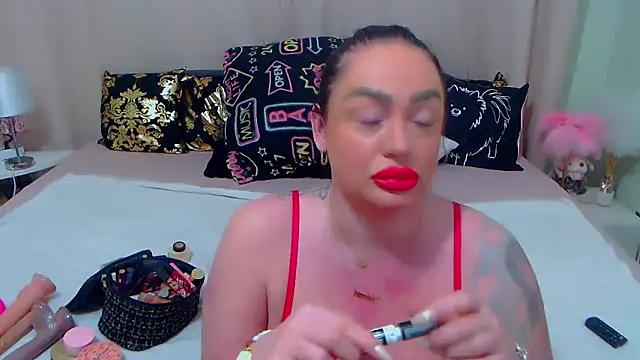 Check out our webcam shows gallery and message on a personal level with our sweet squirt cams hosts, showing off their natural physiques and sex toys.
