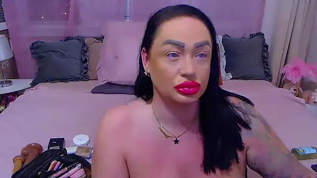 Check out our webcam shows gallery and message on a personal level with our sweet squirt cams hosts, showing off their natural physiques and sex toys.
