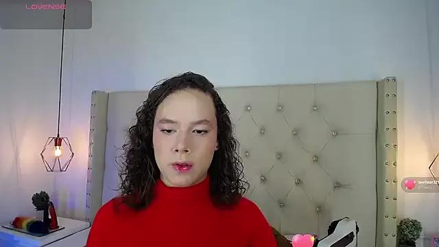 Check out our webcam shows gallery and message on a personal level with our sweet squirt cams hosts, showing off their natural physiques and sex toys.