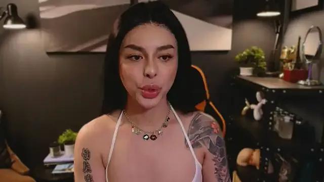 Check out our webcam shows gallery and message on a personal level with our sweet squirt cams hosts, showing off their natural physiques and sex toys.