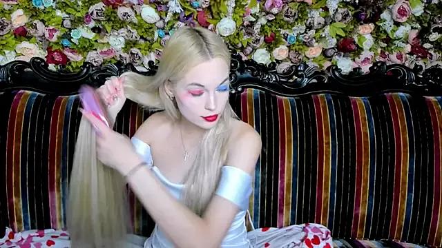 CallMeMargo from StripChat is Freechat