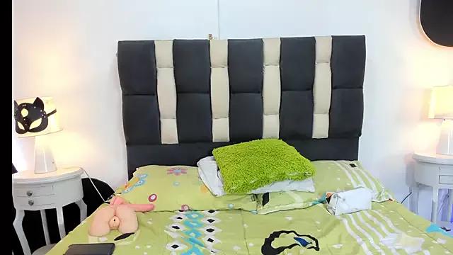 Check out our webcam shows gallery and message on a personal level with our sweet squirt cams hosts, showing off their natural physiques and sex toys.