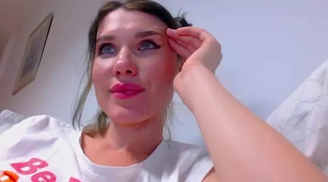 Check out our webcam shows gallery and message on a personal level with our sweet squirt cams hosts, showing off their natural physiques and sex toys.
