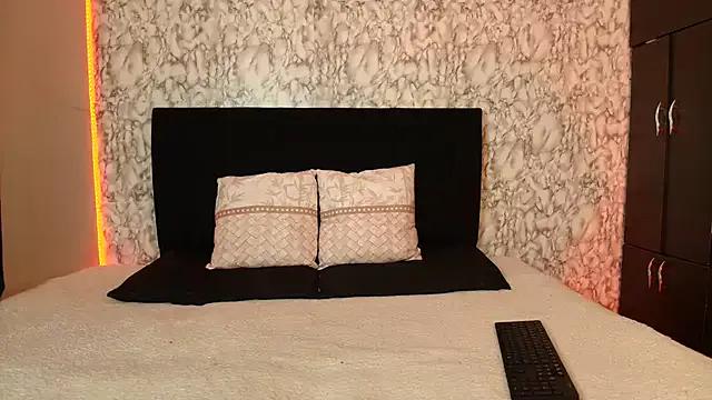 camii_evanss from StripChat is Freechat