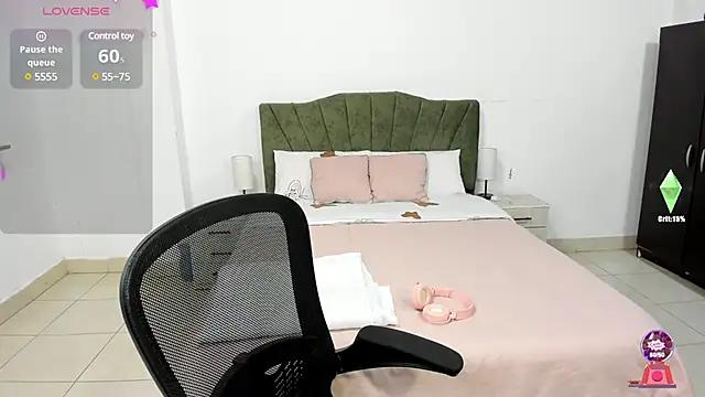 Check out our webcam shows gallery and message on a personal level with our sweet squirt cams hosts, showing off their natural physiques and sex toys.