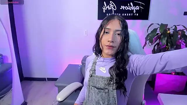 Check out our webcam shows gallery and message on a personal level with our sweet squirt cams hosts, showing off their natural physiques and sex toys.
