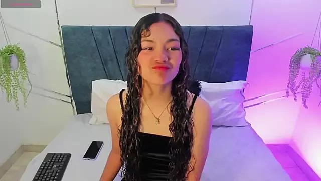 Camilla_Miller01 from StripChat is Freechat