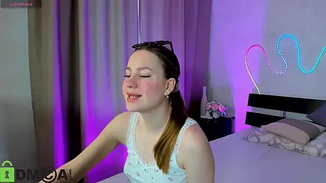 Check out our webcam shows gallery and message on a personal level with our sweet squirt cams hosts, showing off their natural physiques and sex toys.