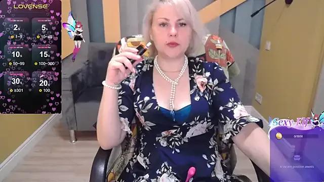 Candy_Long from StripChat is Freechat