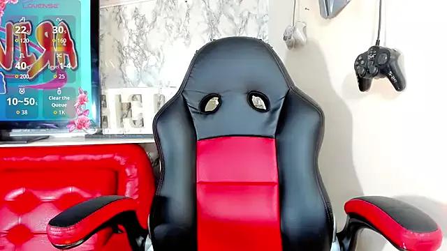 Check out our webcam shows gallery and message on a personal level with our sweet squirt cams hosts, showing off their natural physiques and sex toys.