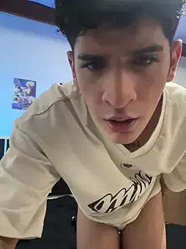 CandyAngelito_Latin from StripChat is Freechat