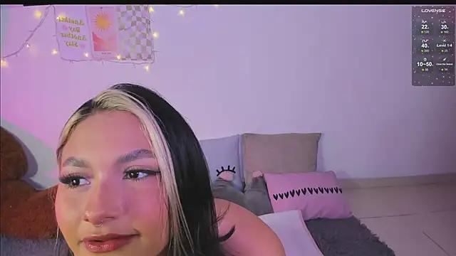 Check out our webcam shows gallery and message on a personal level with our sweet squirt cams hosts, showing off their natural physiques and sex toys.