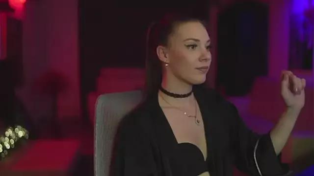 CandyStorm from StripChat is Freechat