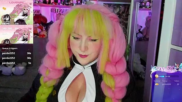Check out our webcam shows gallery and message on a personal level with our sweet squirt cams hosts, showing off their natural physiques and sex toys.