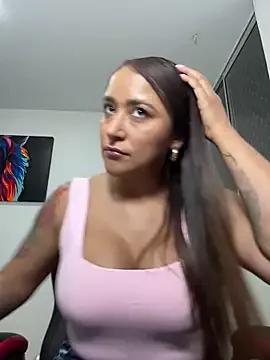carla-rossi from StripChat is Freechat