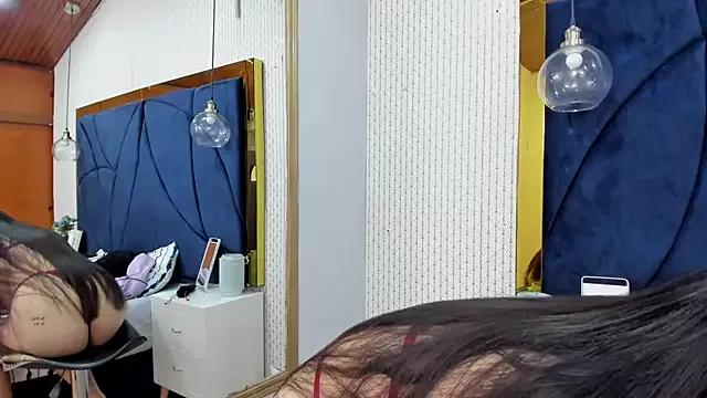 CARLADARO from StripChat is Freechat