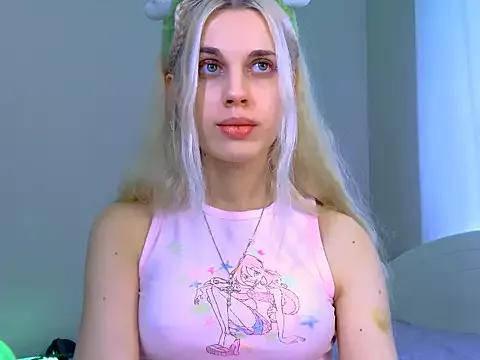 carmen_crybaby from StripChat is Freechat