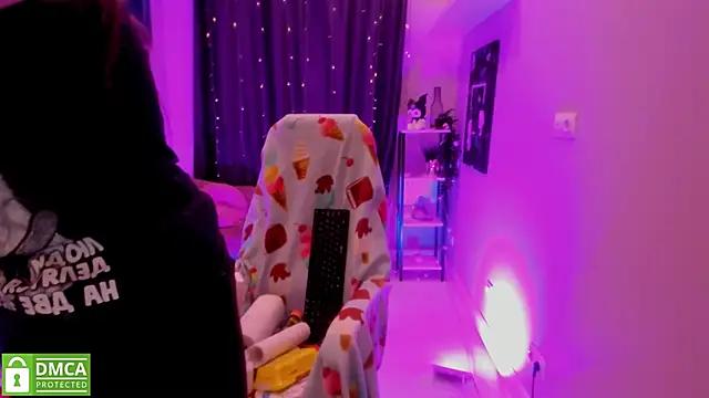 Check out our webcam shows gallery and message on a personal level with our sweet squirt cams hosts, showing off their natural physiques and sex toys.