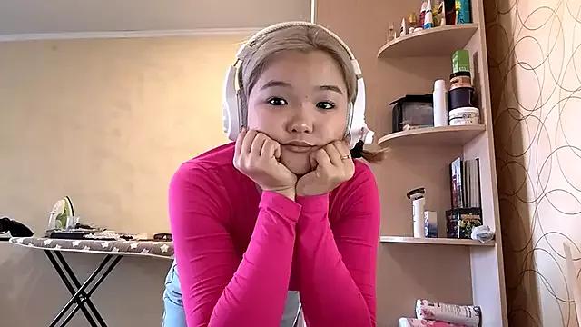 Check out our webcam shows gallery and message on a personal level with our sweet squirt cams hosts, showing off their natural physiques and sex toys.