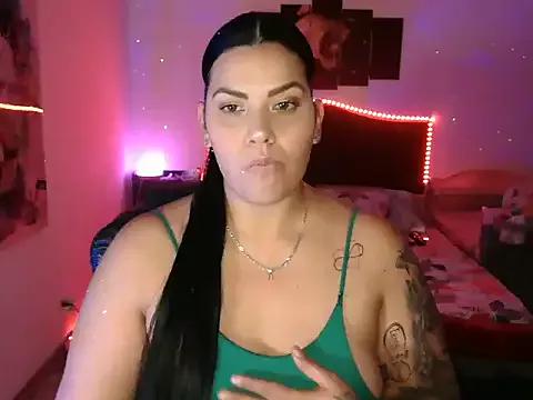 CarolinaRincon from StripChat is Freechat
