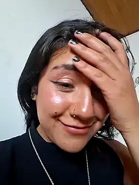 CAROLINE__21 from StripChat is Freechat