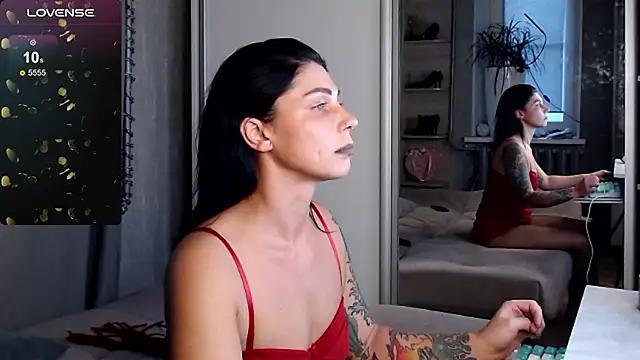 Carrie_Moonshine from StripChat
