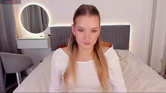 Check out our webcam shows gallery and message on a personal level with our sweet squirt cams hosts, showing off their natural physiques and sex toys.