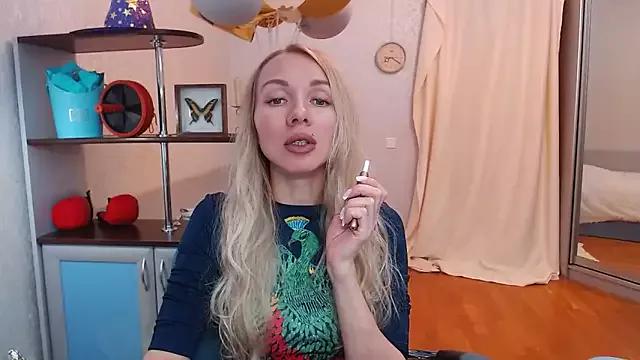 Check out our webcam shows gallery and message on a personal level with our sweet squirt cams hosts, showing off their natural physiques and sex toys.