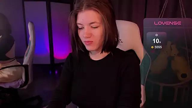 Check out our webcam shows gallery and message on a personal level with our sweet squirt cams hosts, showing off their natural physiques and sex toys.