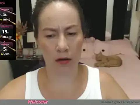 CATRINA-83 from StripChat is Freechat