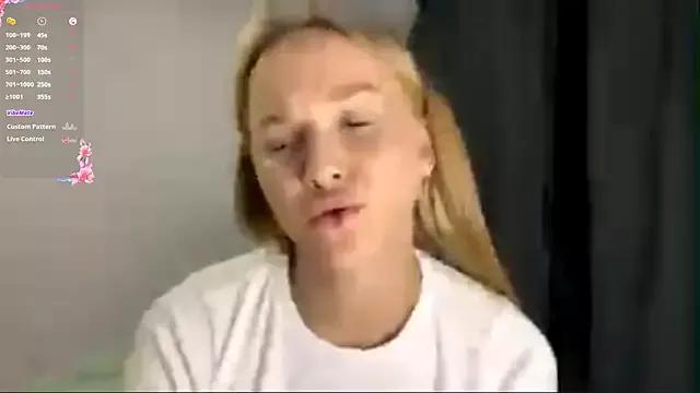 CatrinaShedrick from StripChat is Freechat
