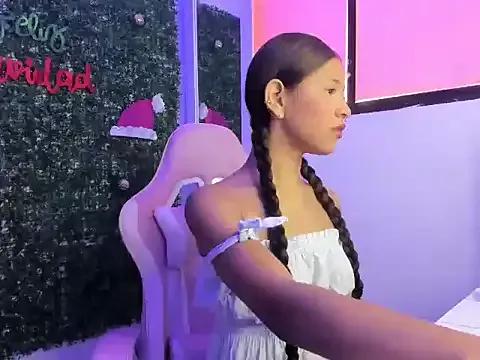 caylin_dolls2 from StripChat is Freechat