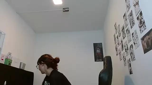 Check out our webcam shows gallery and message on a personal level with our sweet squirt cams hosts, showing off their natural physiques and sex toys.