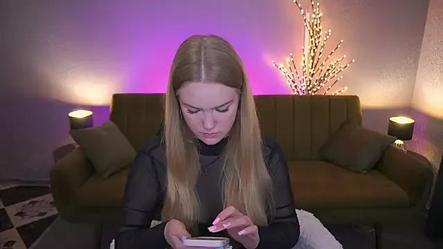 CelesteNoir from StripChat is Freechat