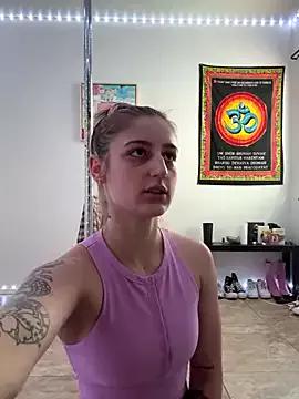 Celinequeenn from StripChat is Freechat