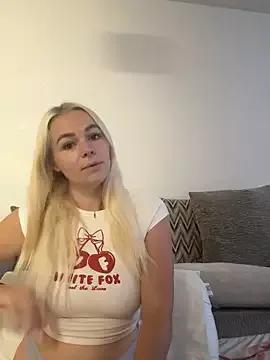 Chanelrose from StripChat is Freechat