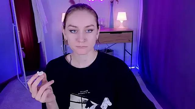 ChaoticCutie from StripChat is Freechat