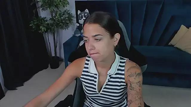 Check out our webcam shows gallery and message on a personal level with our sweet squirt cams hosts, showing off their natural physiques and sex toys.