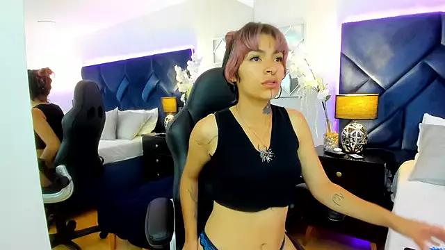 CharlotteThomsonn from StripChat is Freechat