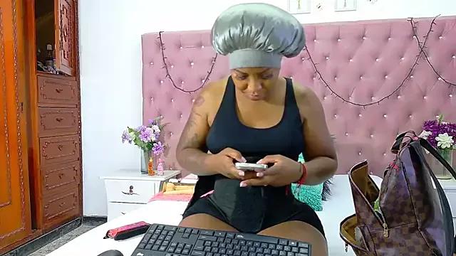 CharlotteWilliams from StripChat is Freechat