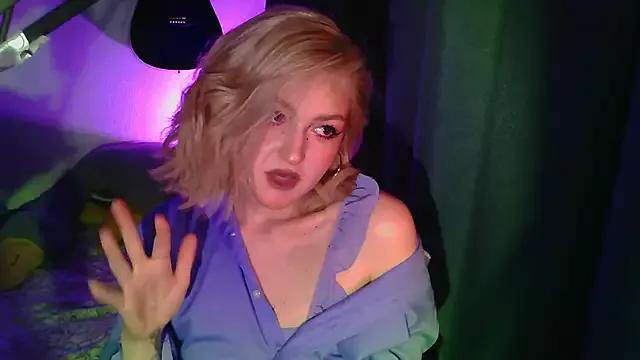 Check out our webcam shows gallery and message on a personal level with our sweet squirt cams hosts, showing off their natural physiques and sex toys.