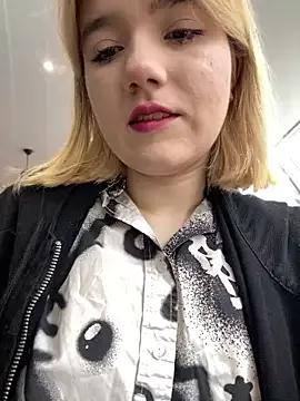 Cherry___Blossom from StripChat is Freechat