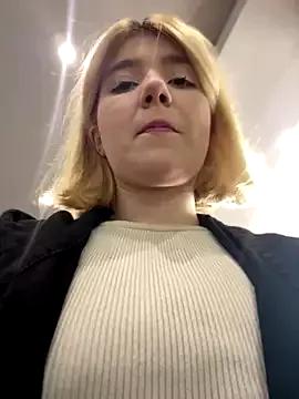 Cherry___Blossom from StripChat is Freechat