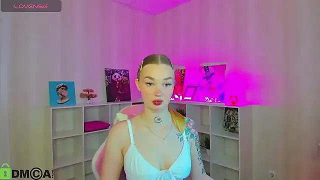 Cheryl_Kelly from StripChat is Freechat